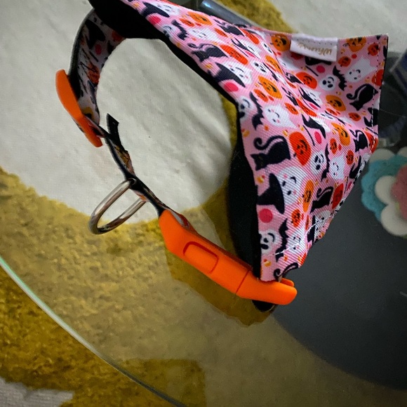 Halloween Dog Collar/Handkerchief - Picture 2 of 4